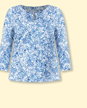 3/4 Sleeve Top With Keyhole and Buckle Detail