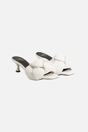 Weiße High-Heels