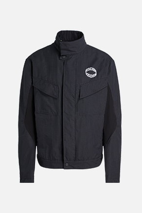 Schwarze Trainingsjacke mit kleinem Logo