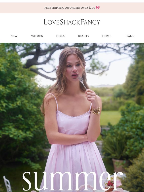 MEET YOUR SUMMER UNIFORM