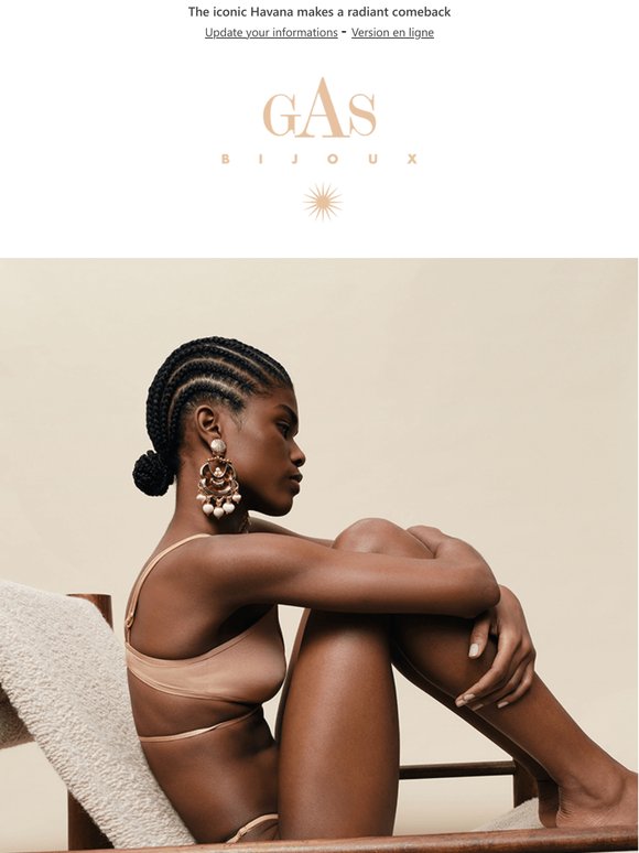 Earrings Capturing Summer’s Essence