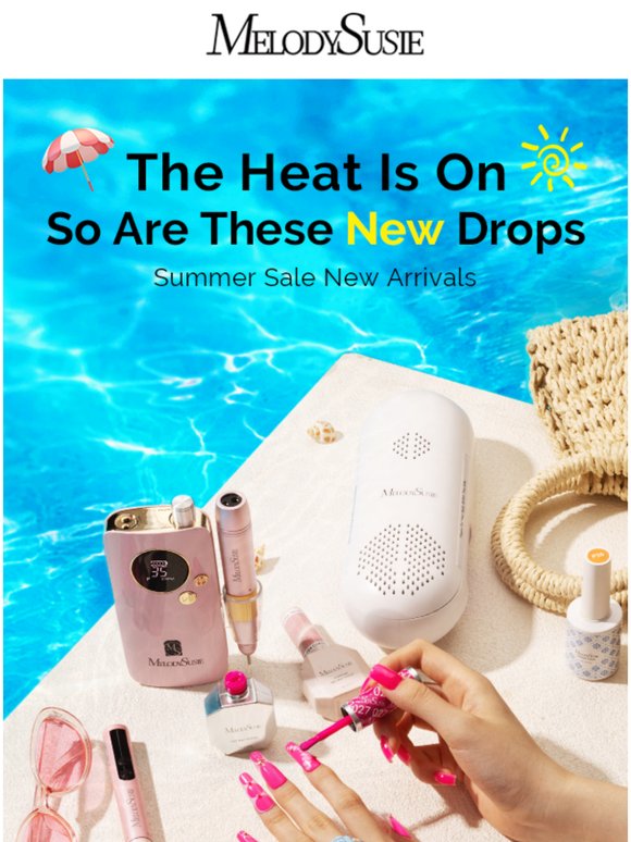 Glow Into Summer with Our Freshest Nail Faves 🏖️