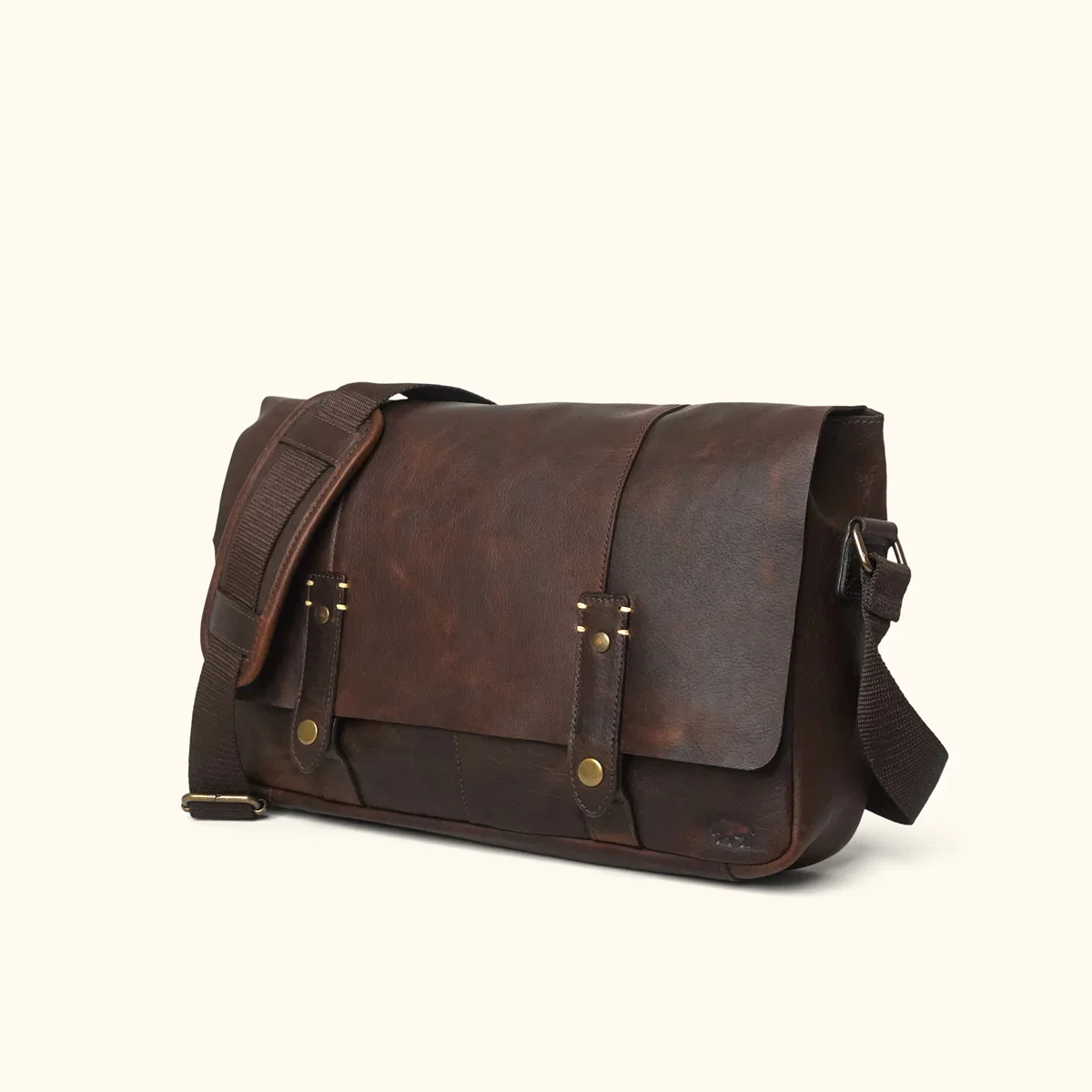 Image of Walker Leather Messenger Bag | Vintage Oak