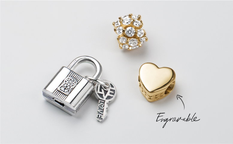 Free bracelet with qualifying spend
