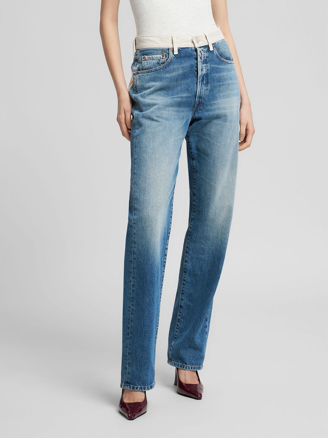W9ZERO1 STRAIGHT FIT JEANS