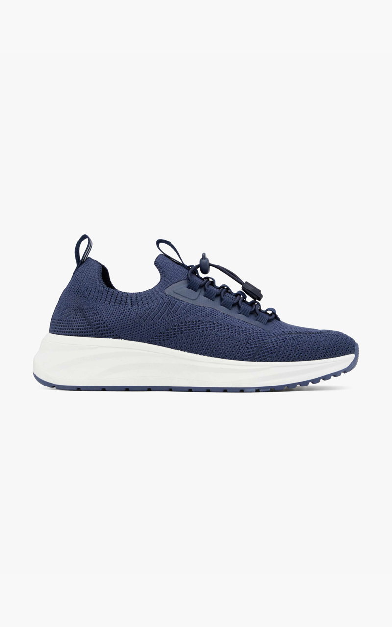 Slip-on trainer