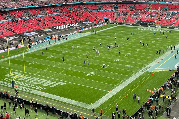 2 nätter i London med boende och biljett till NFL på Wembley 18-20 okt