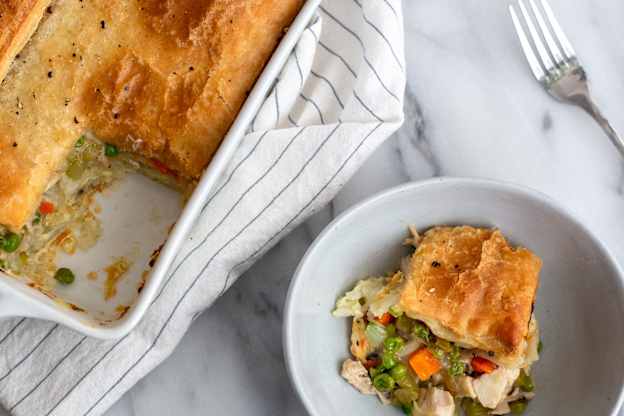 I Tried Reese Witherspoon’s Chicken Pot Pie Casserole, and It’s a 13/10