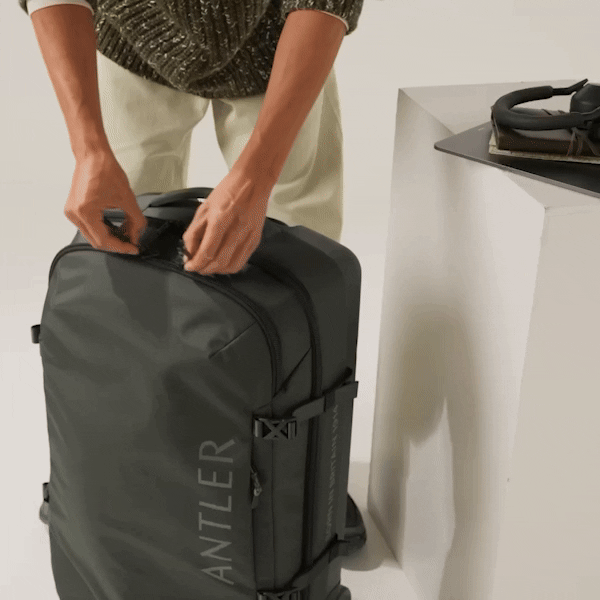 Discovery Wheeled Duffel in Dark Forest Green