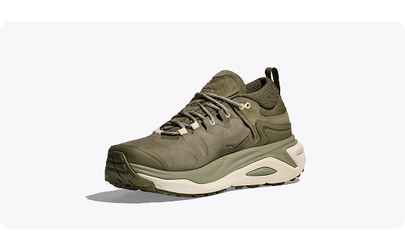 A side profile shot of the Kaha 3 Low GORE-TEX in Eucalyptus / Birch.
