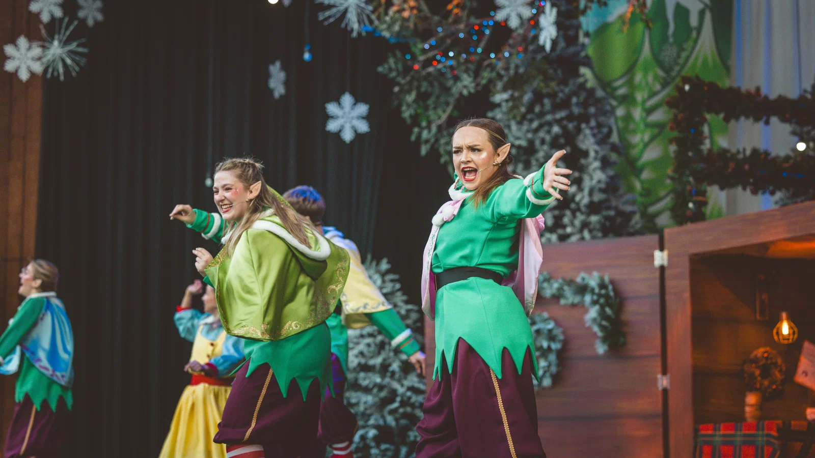 elves performing at the Christmas show