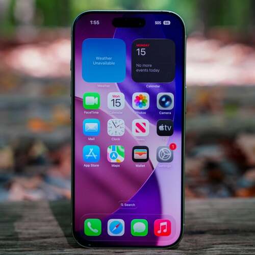iPhone 17 Logs Wi-Fi Speed Boost Over iPhone 16, Still Trails This Android Phone