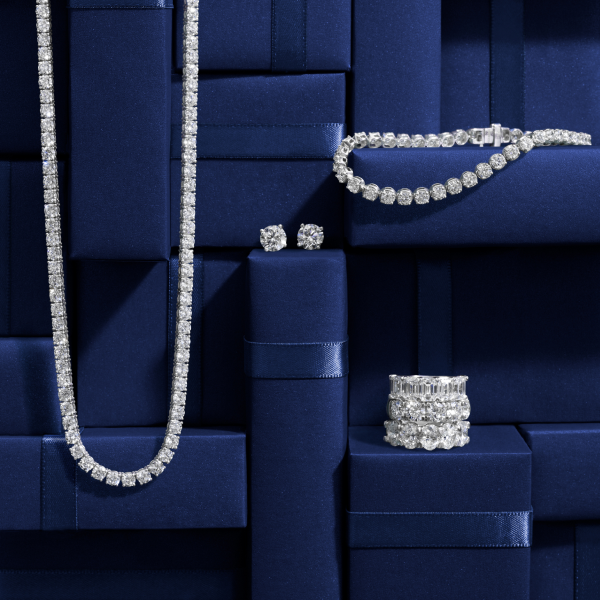 Take your pick from a wide selection of refined jewelry and save during Black Friday
