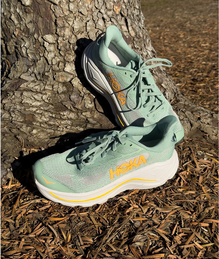 Man wearing blue Hoka Challenger 8
