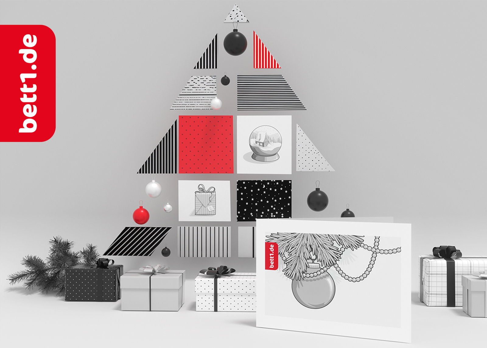 Grafik: Ein aufgeklappter bett1 Geschenkgutschein mit weihnachtlichem Motiv. Dahinter ein Tannenbaum bestehend aus Papierzuschnitten und Weihnachtskugeln.