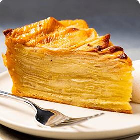 Gâteau Invisible with Brown Sugar–Cinnamon Whipped Cream