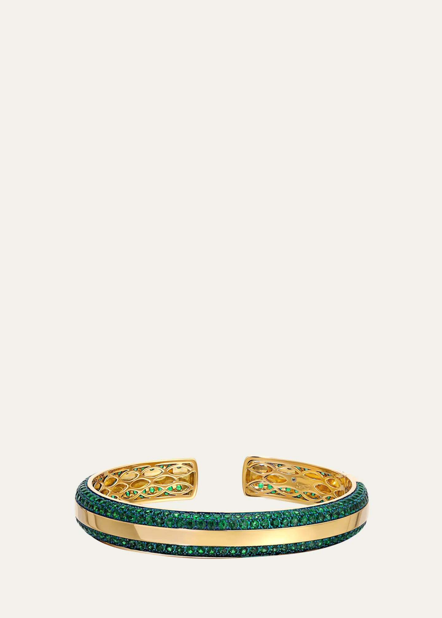 18K Yellow Gold Blue Sapphire Bangle Bracelet