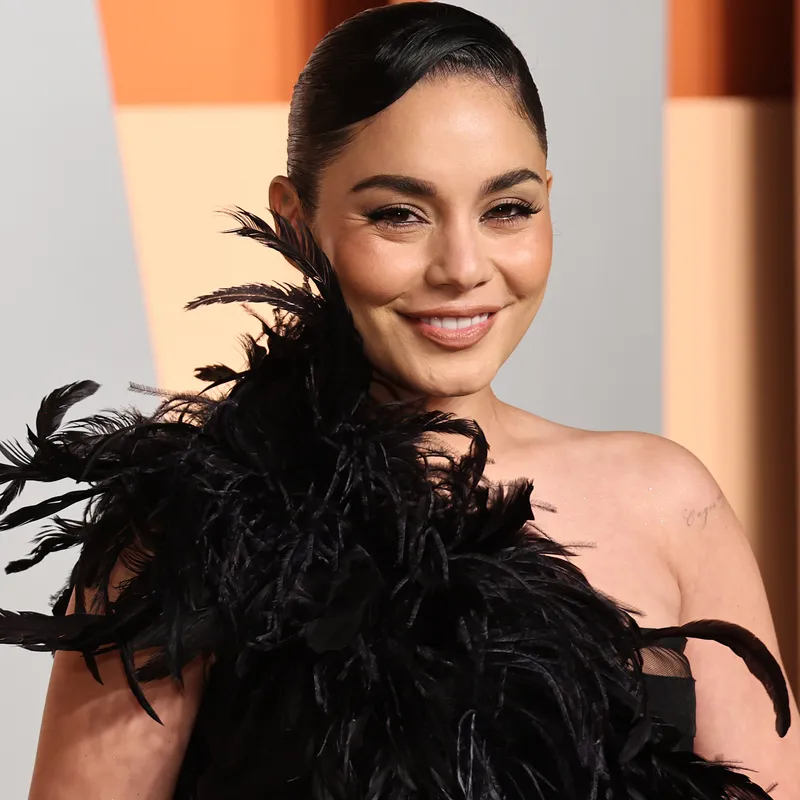 Vanessa Hudgens's Tiger Stripe French Manicure Is Wildly Cool