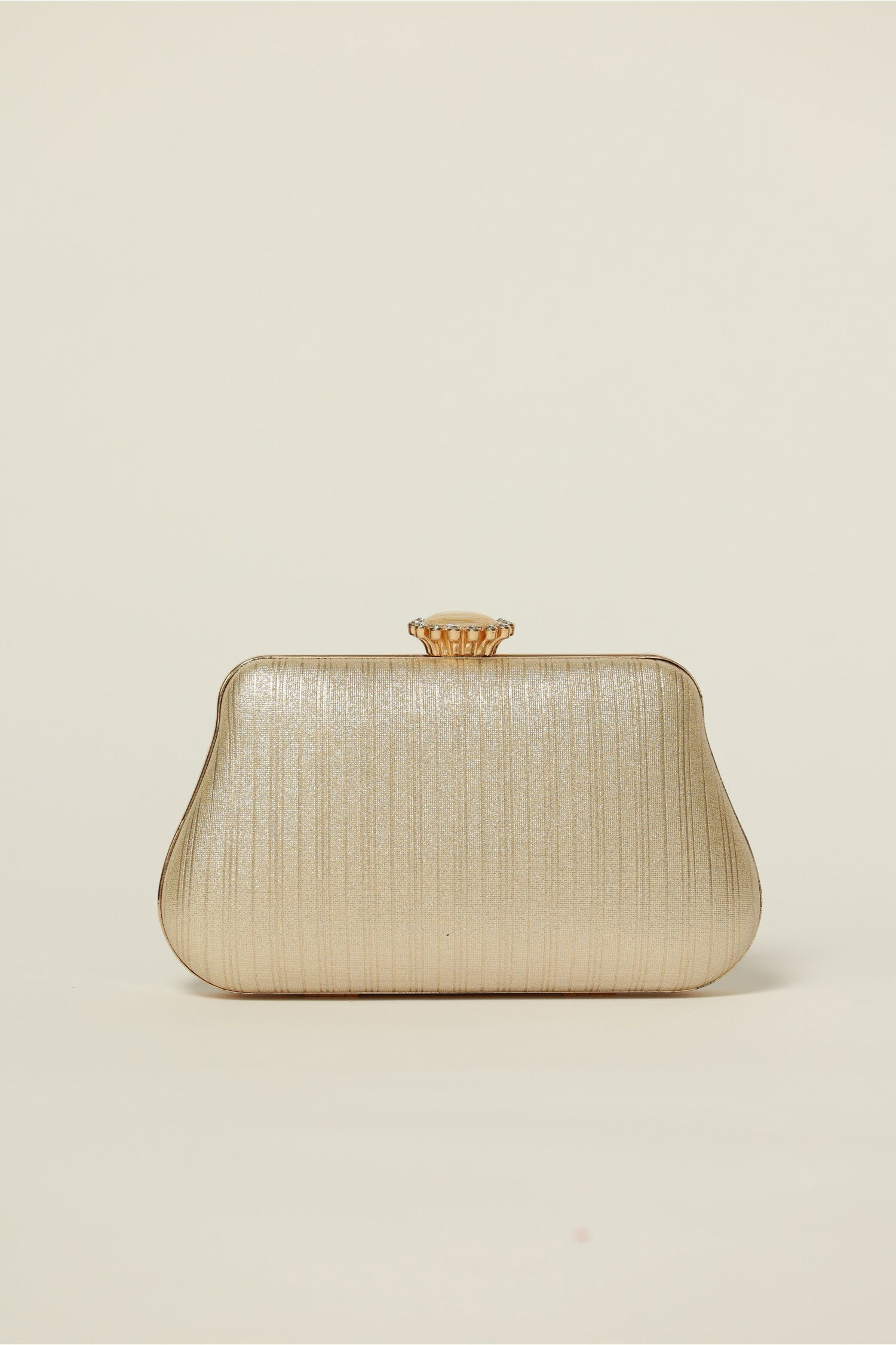 Clutch auriu cu inchidere metalica decorativa