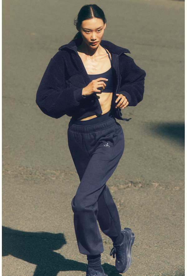 Accolade Sweatpant - Navy - Navy / XXS