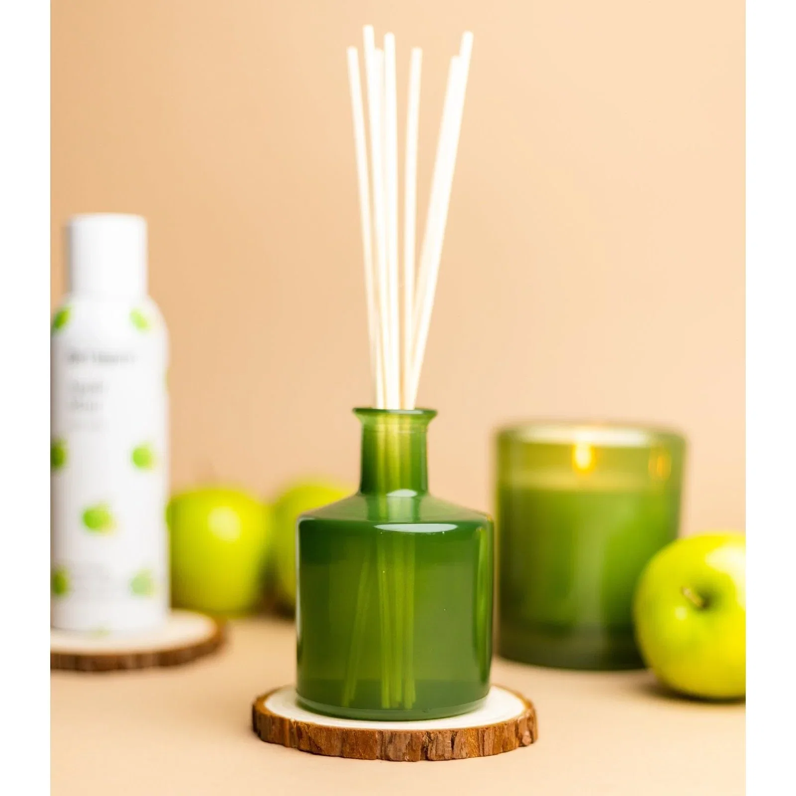 Image of Pier 1 Apple Mint 6.76 oz Reed Diffuser