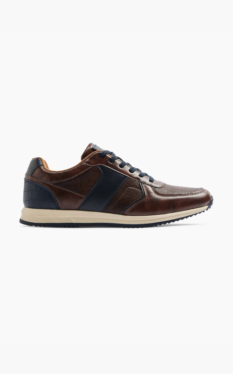 Low shoe