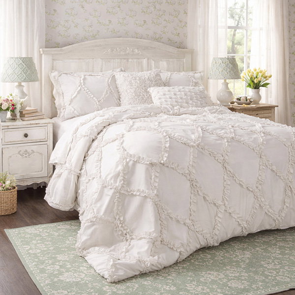 Today's Steals at Decor Steals