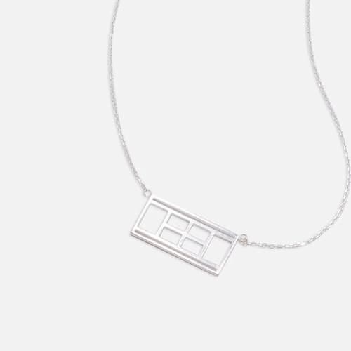TENNIS COURT NECKLACE in Silver