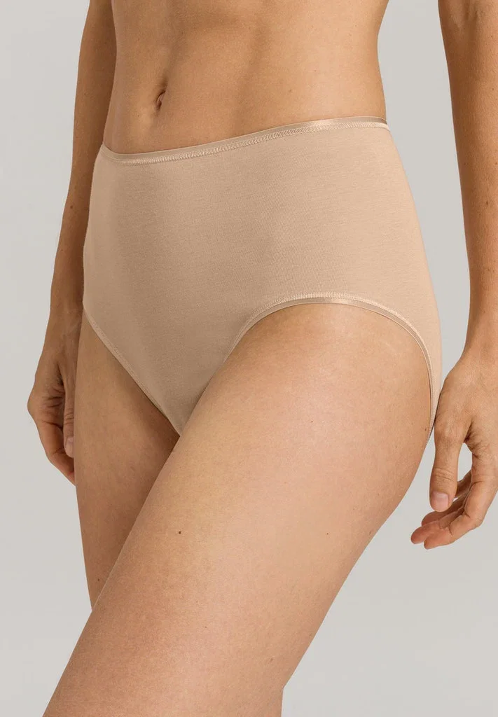 Image of Cotton Seamless - Maxi Briefs