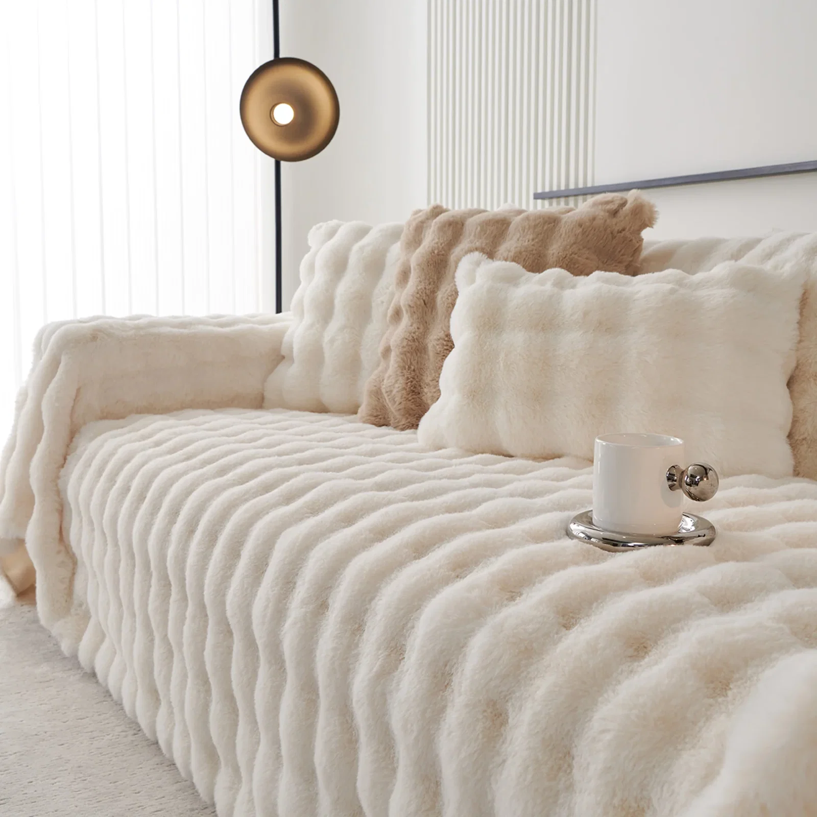  Luxe Ripple Faux Fur Sofa/Couch Cover