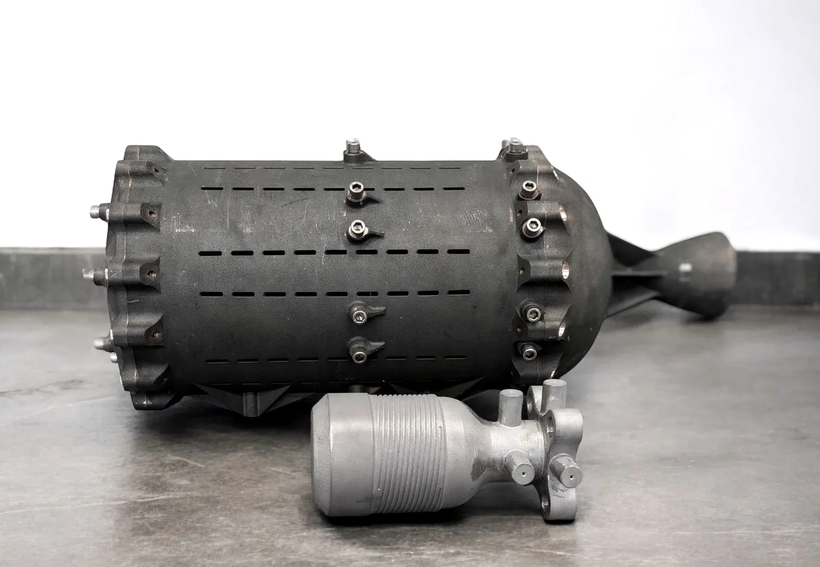 This founder helped build SpaceX's most powerful rocket engine. Now he's building a 'fighter jet for orbit.'