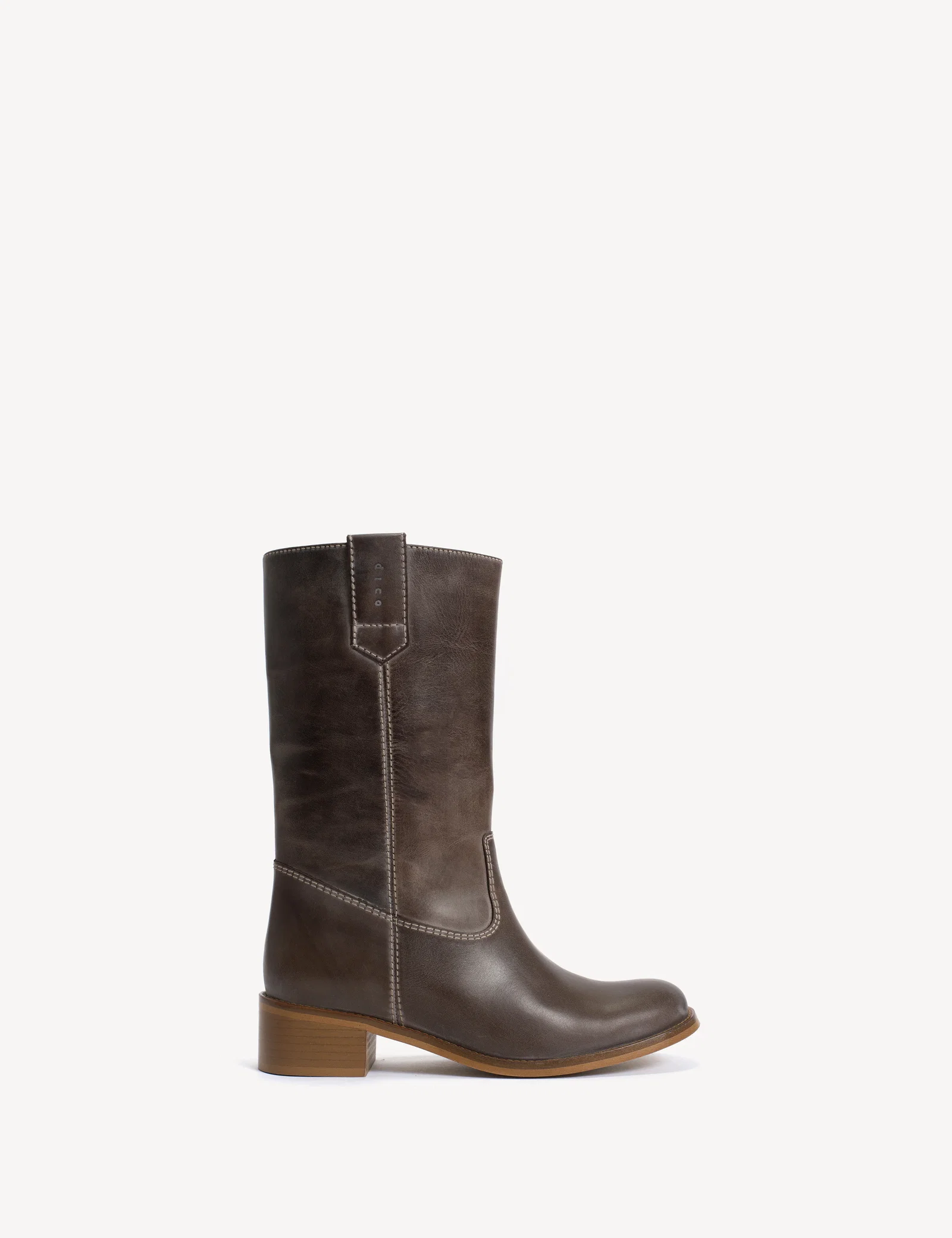 Image of Julia Gaucho Boot In Brown Escovado Leather