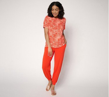 AnyBody Tall Cozy Knit Printed Tee & Jogger Set