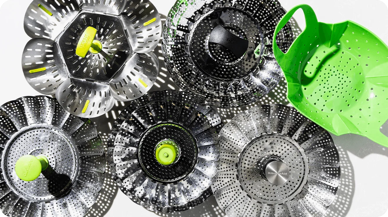Collapsible steamer baskets