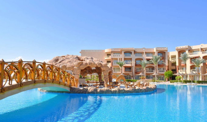 Parrotel Lagoon Resort & Aqua Park