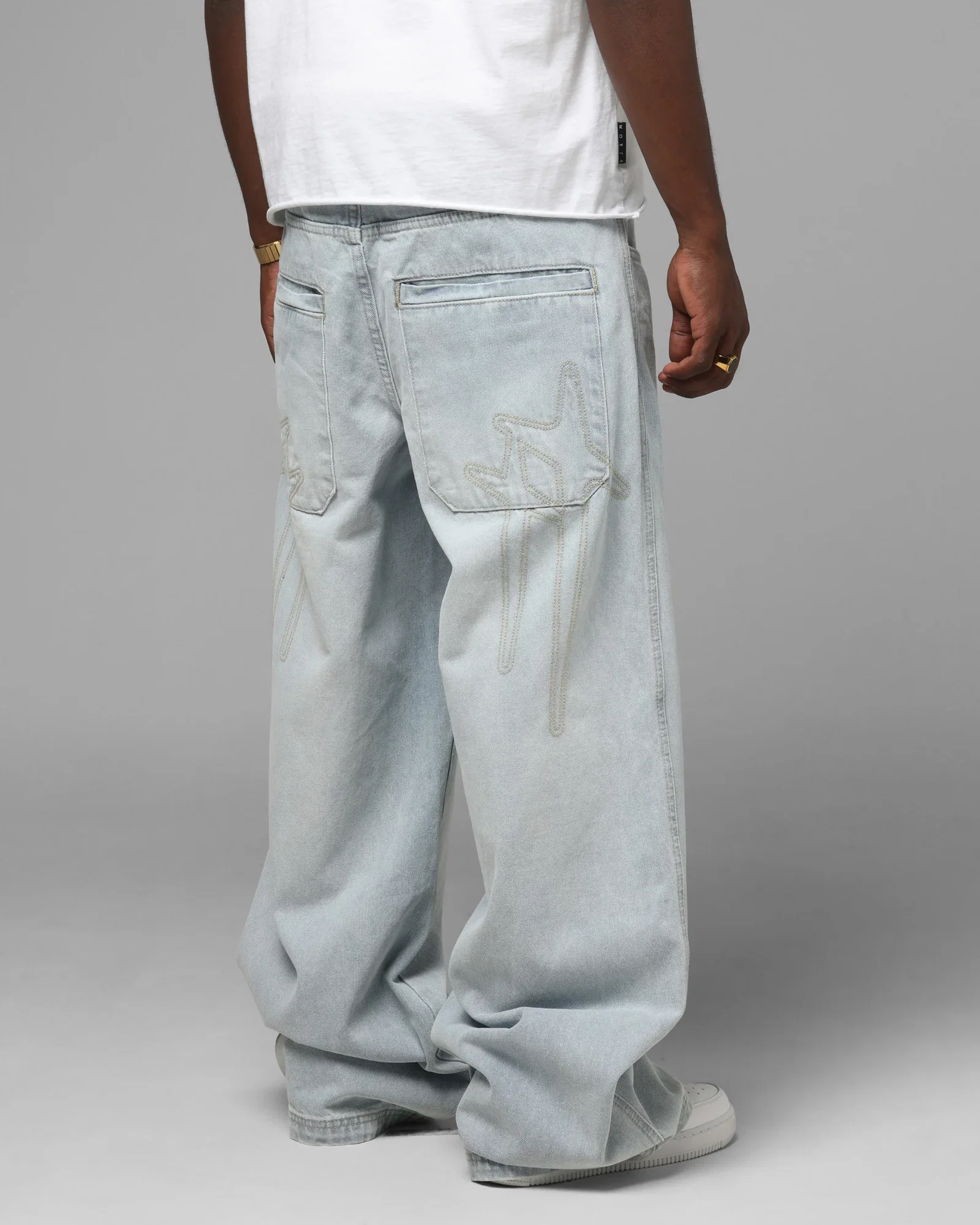 Image of Loiter Star Born Jeans Bleached Blue
