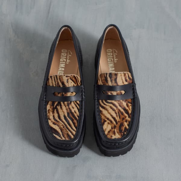 Image of the Yukoner Penny in Black Combination Leather