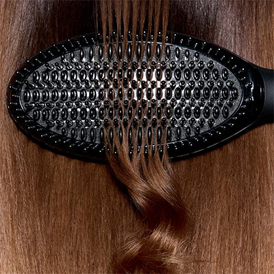 Brosse lissante cheveux normaux et courts