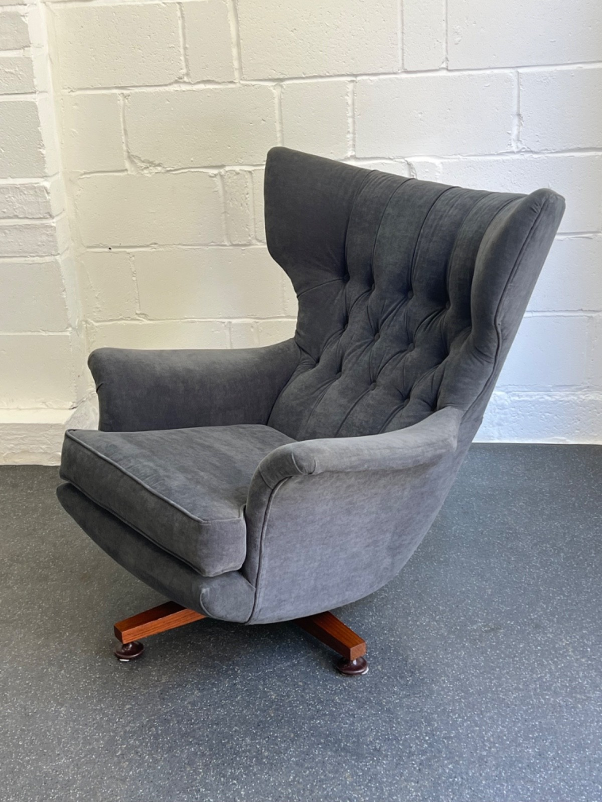 G Plan Blofeld Armchair Midcentury Swivel Vintage Model 6250 (Delivery Available