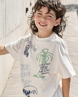 T-shirt with short sleeves and surf print