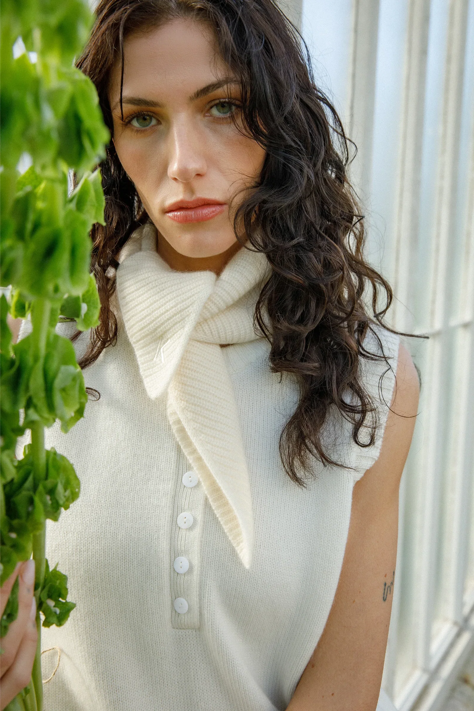Image of Knitted Cashmere Neck Tie - Cream