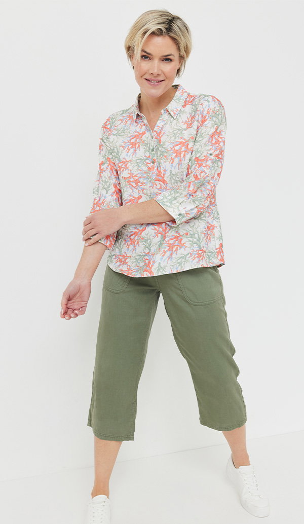 Bluse m. Stickerei