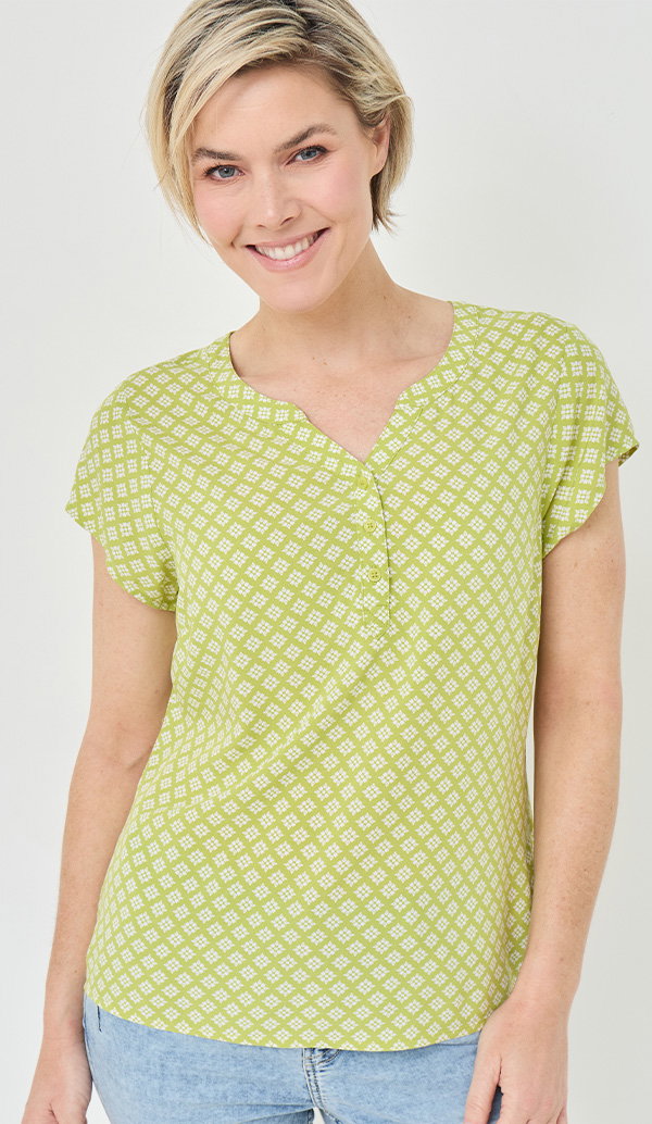 Bluse m. Stickerei