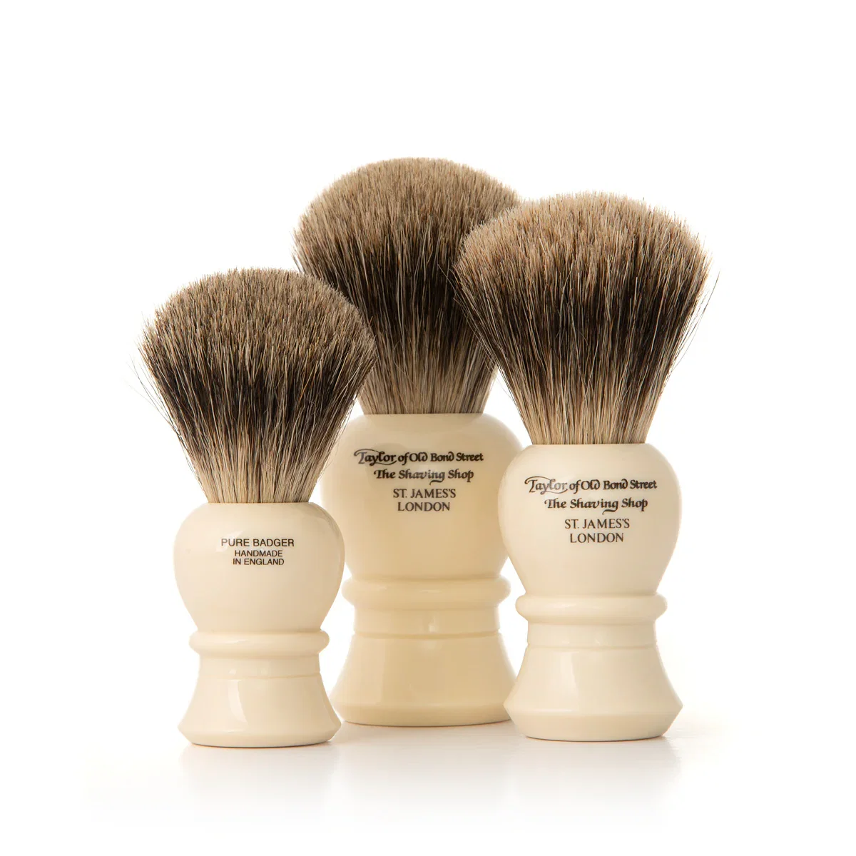Image of TRADITIONAL PURE BADGER BRUSH