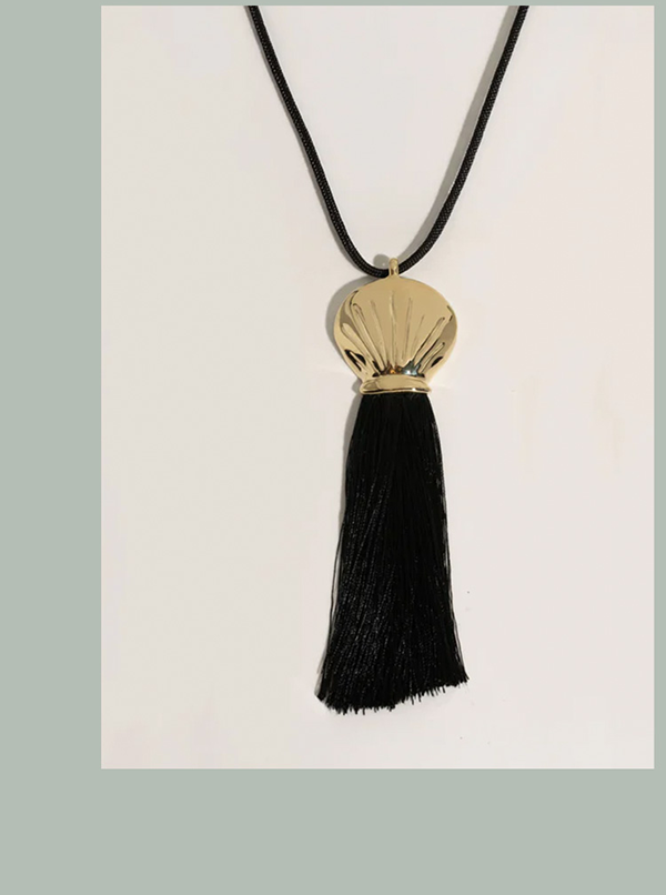 Shell Tassel Necklace