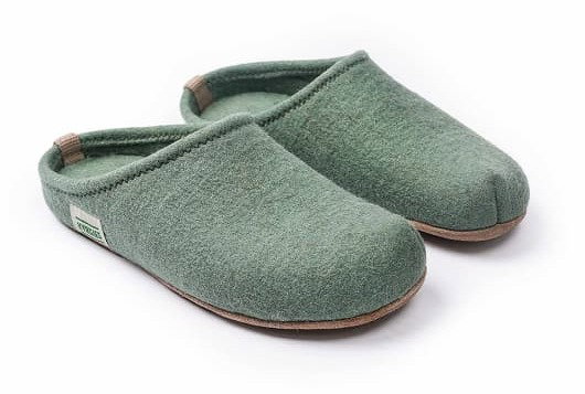 SAGE BAREFOOT SLIDES