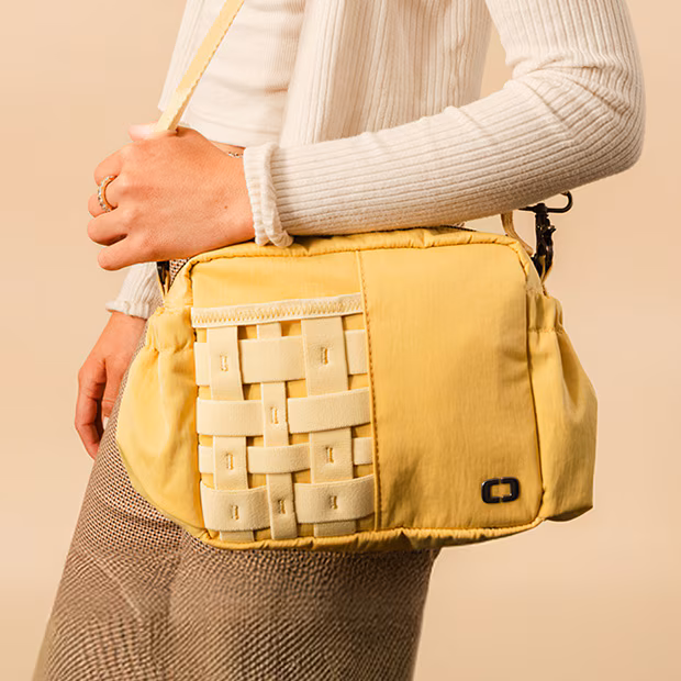 rise crossbody