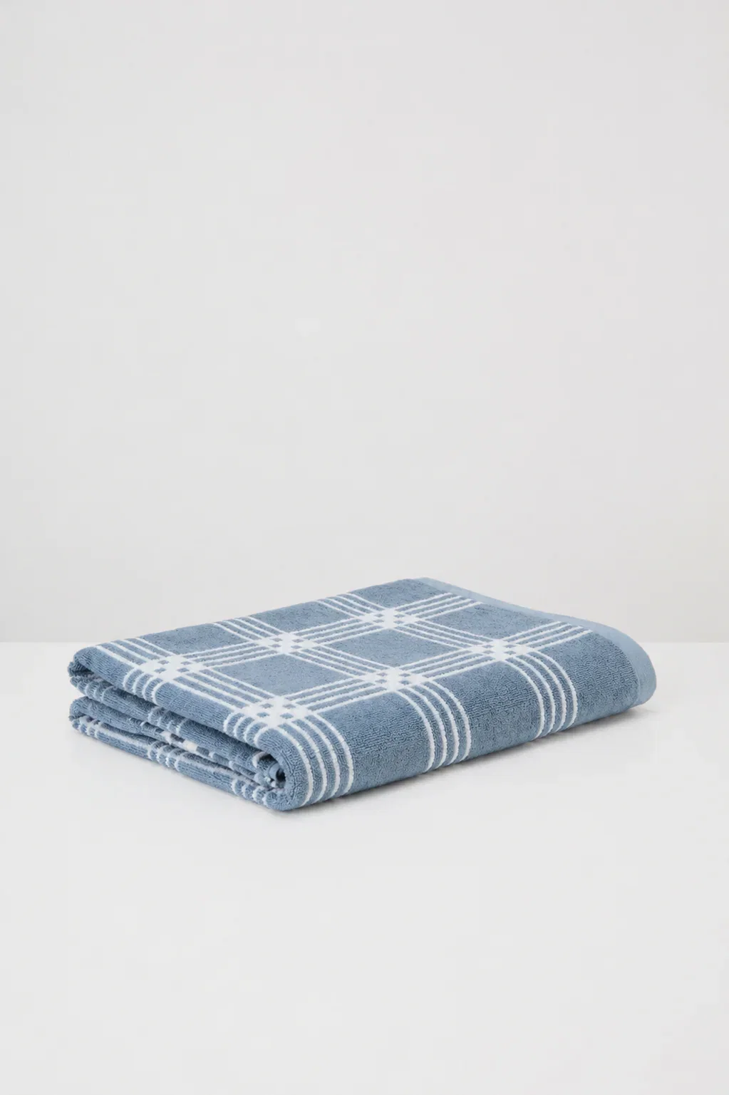 Image of Baina Frisa Pool Towel