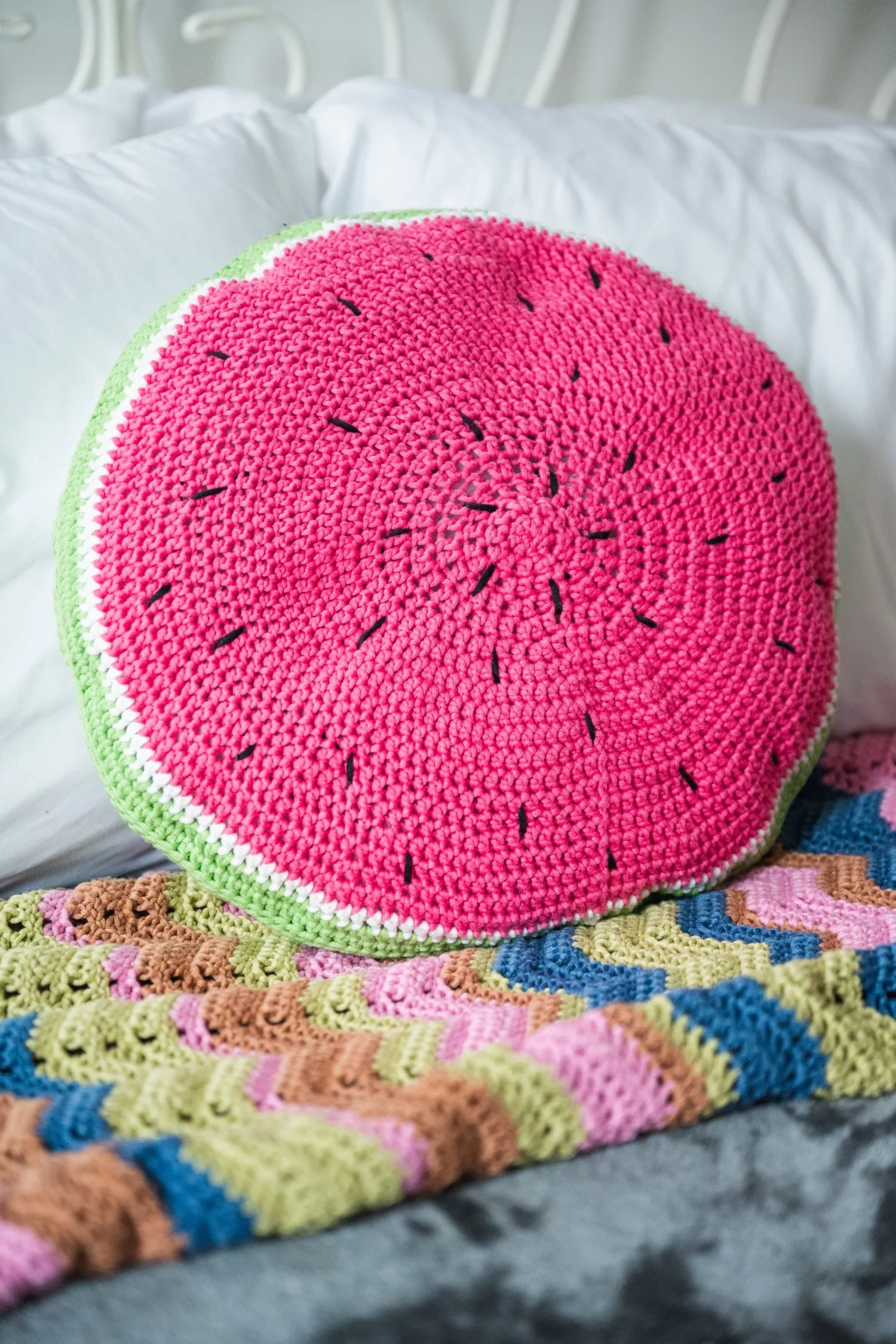 Image of Watermelon Pillow (Crochet)