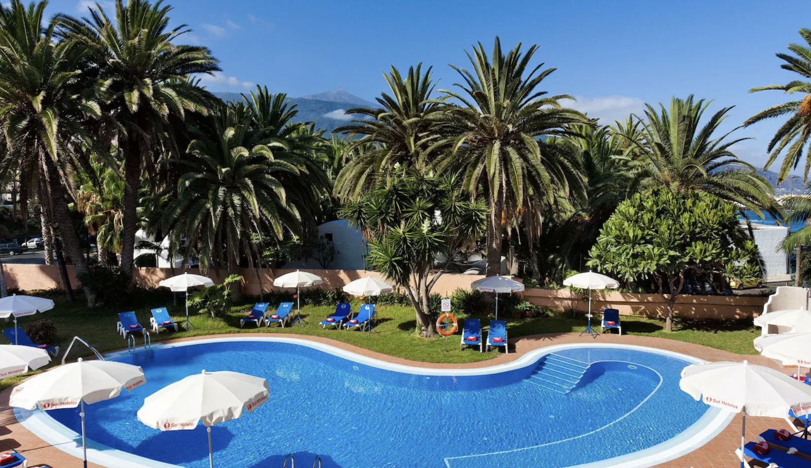 Tenerife en verano: hotel 4* by Meliá con desayunos por 33 euros pp